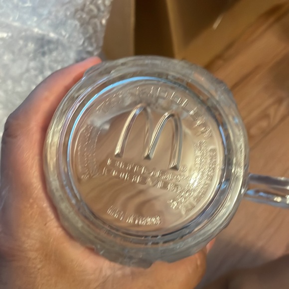 Mac Donald glass mug  1995 - Picture 3 of 11